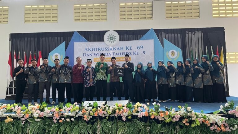 Akhirussanah Ke 69 & Wisuda Tahfidz Ke 5 SMP Muhammadiyah 1 Babat