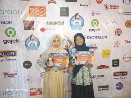 Ayla dan Wilda - 2 Kader SMA Muhammadiyah 1 Babat Juara Nasional