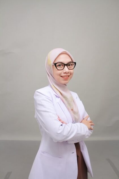 dr. Dayinta Liris Kawuryan, Sp.O.G (Dokter Spesialis Kandungan RS Muhammadiyah Babat)